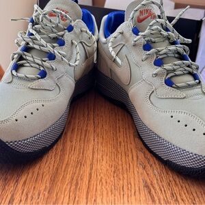 Nike Air women’s  green and Blue Air Force 1 wild